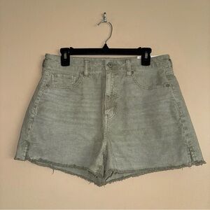 American Eagle Green Corduroy Stretch Super High Rise Mom Short Size 10 NWT!